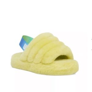 UGG Yellow Fluff Yeah Slippers, Size EU 35 - can fit a 5, 5.5, or 6!!!